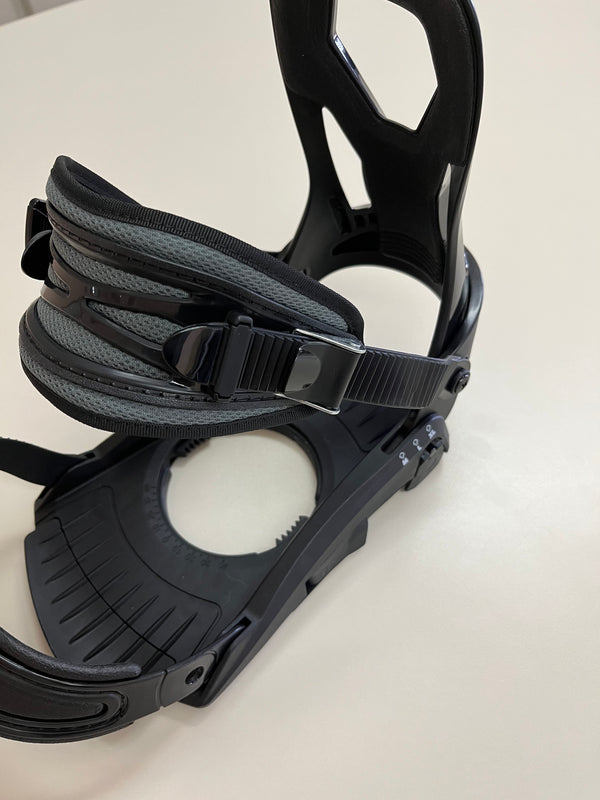 55) Klemmband-Verschluss (seitlich)